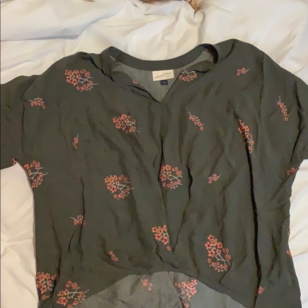Green cherry blossom top